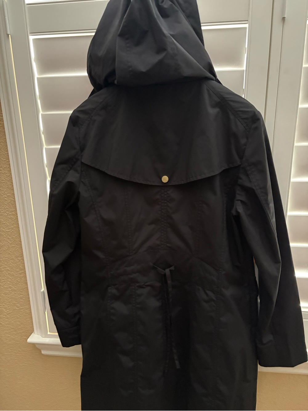 Cole Haan Signature Black Packable Rain Jacket with Pouch LIKE NEW - Picture 4 of 12
